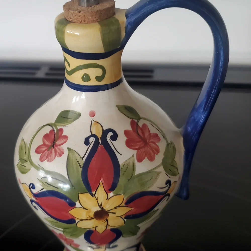 NWOT Ceramic Oil/Dressing Dispenser Floral with Blue Handle